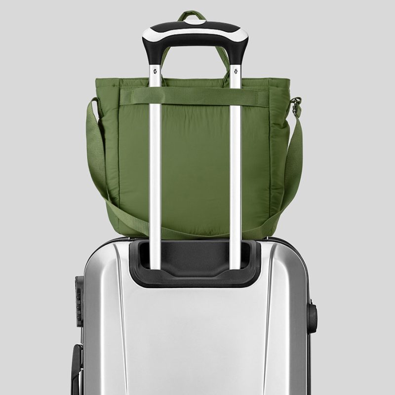 momocolor puffer bag