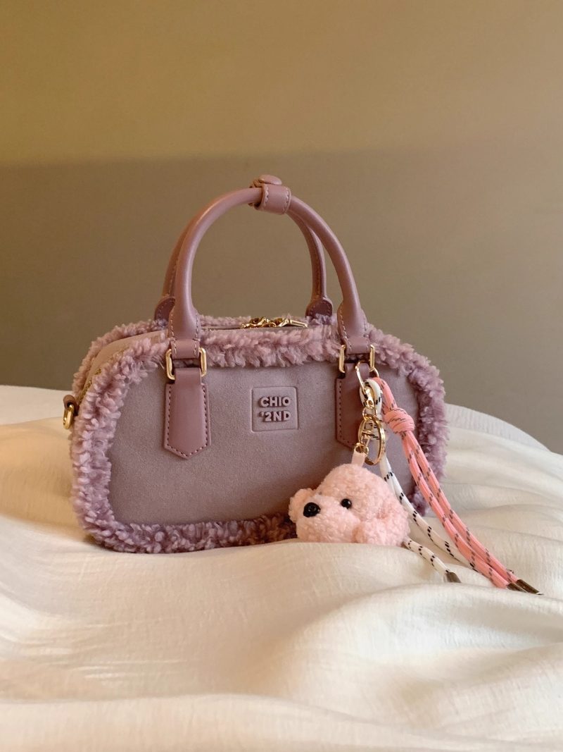Custom Fur Purse Manufacturer - Image 5
