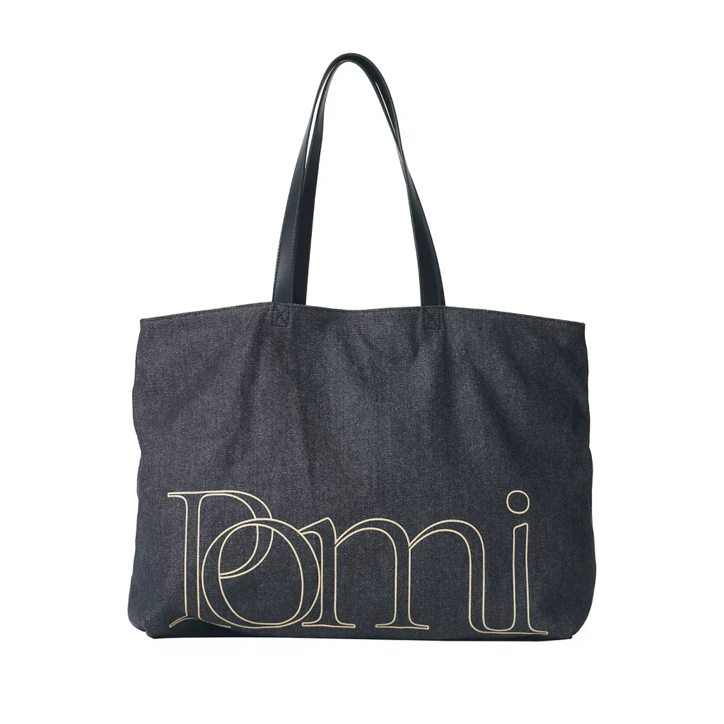 Canvas 2026: The Tote Bag Trends That Will Define Your Brand's Next Chapter 7 momocolor Oversized canvas bag